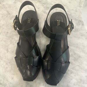 Zarav black fisherman sandals gold hardware soze38 excellent condition